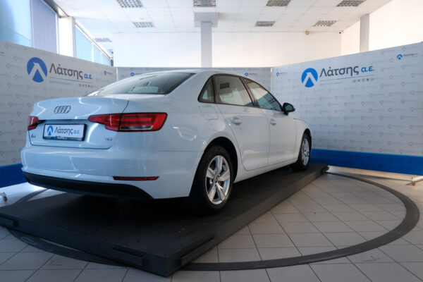 AUDI-A4-2016-12-latsis.gr