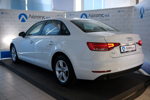 AUDI-A4-2016-43-latsis.gr