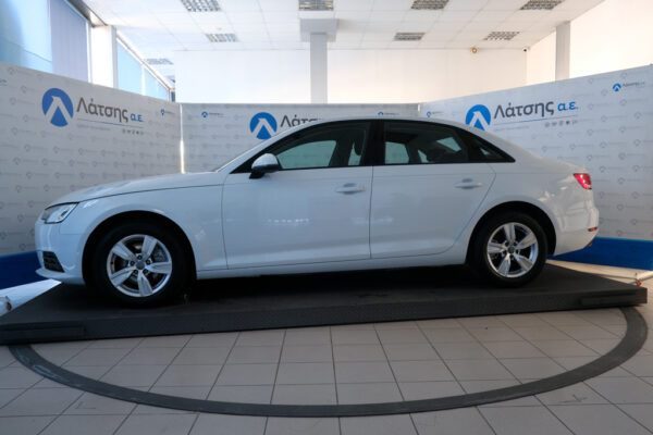 AUDI-A4-2016-7-latsis.gr