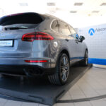 PORSCHE-CAYENNE-2015-ΓΚΡΙ–13-latsis.gr