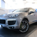 PORSCHE-CAYENNE-2015-ΓΚΡΙ–3-latsis.gr