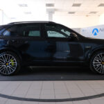 PORSCHE-CAYENNE-2017-ΜΑΥΡΟ–16-latsis.gr